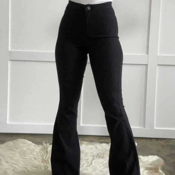 Fiona High Waisted Bell Bottom Flare Jeans - Black - Picture 1 of 3